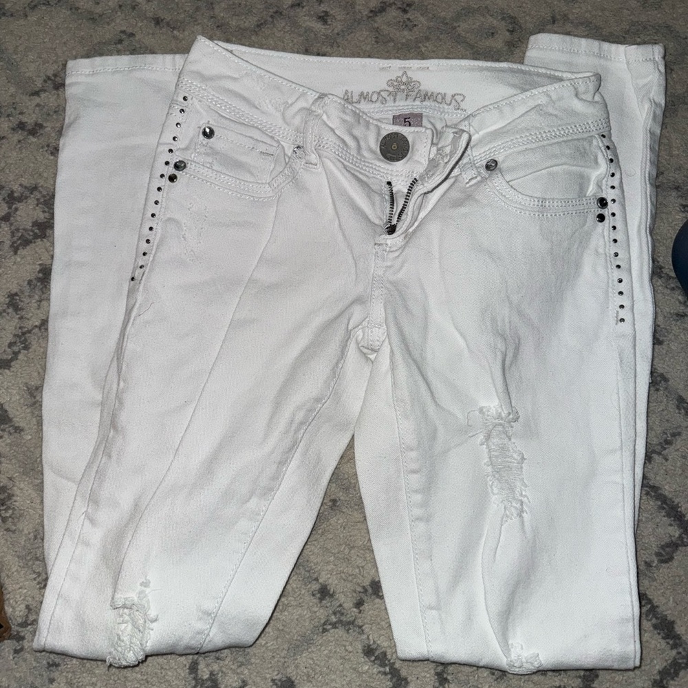 Almost Famous White Skinny Jeans with Distressed Details